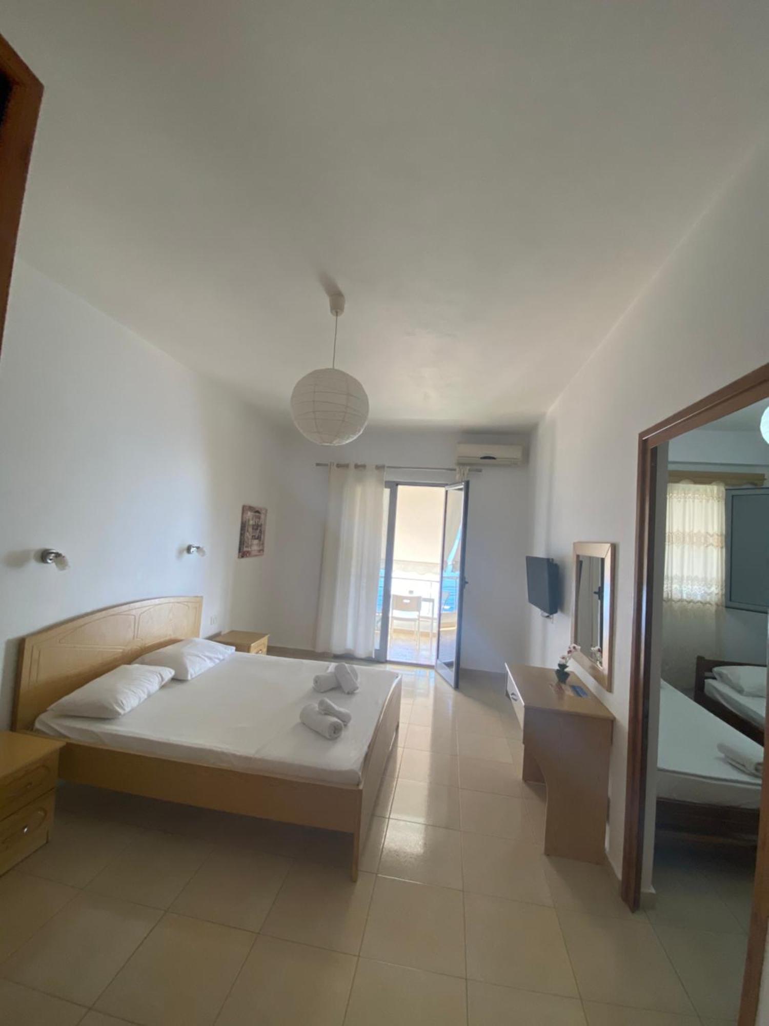 Blue Sea Apartments Qeparo Exterior foto